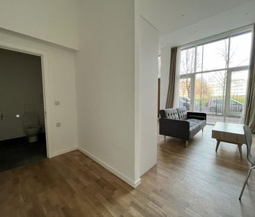 2 bedroom flat to rent - Photo 2