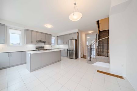 For Lease - 114 Robert Eaton Avenue, Markham, Ontario - Photo 2