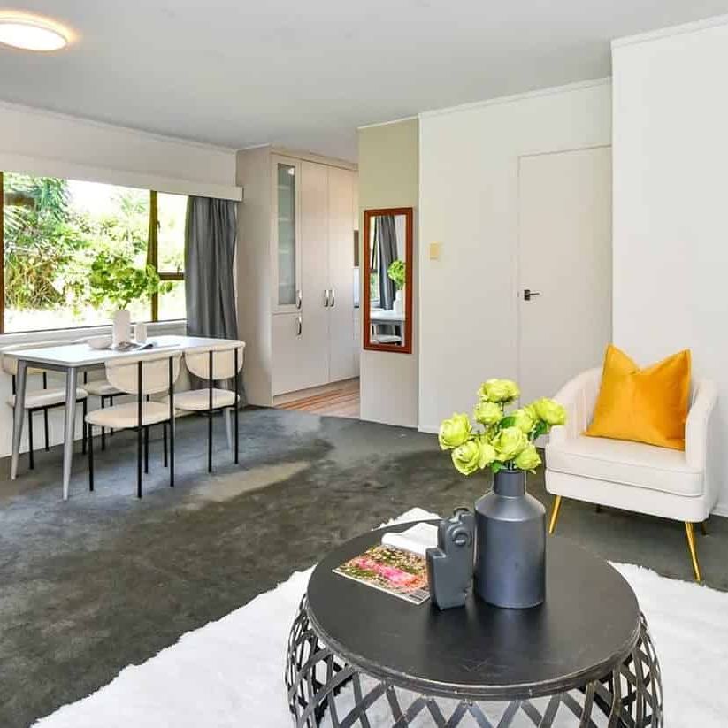 MIDDLEMORE-'Ready to move in' - Photo 1