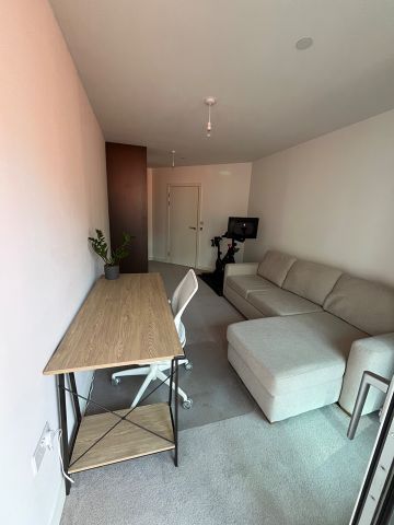 2 Bed Flat, Ossel Court, SE10 - Photo 4