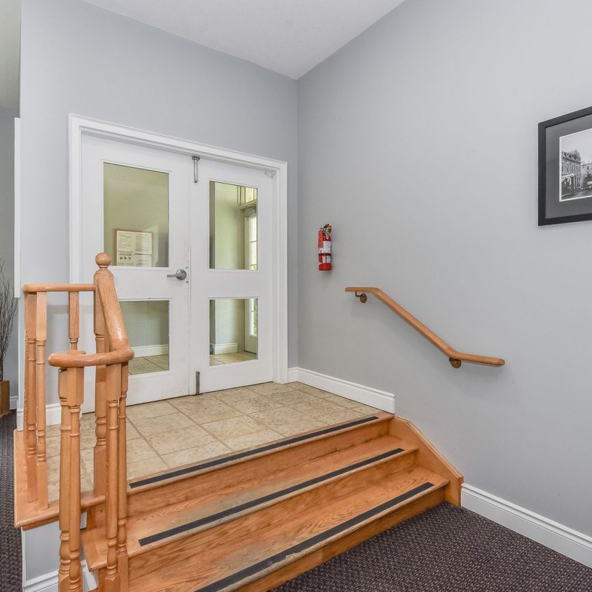 For Lease - 470 St Andrew Street Unit# 102, Centre Wellington, Ontario - Photo 1