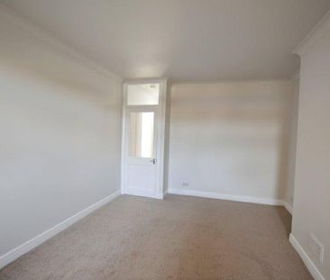 2 bedroom maisonette to rent - Photo 5