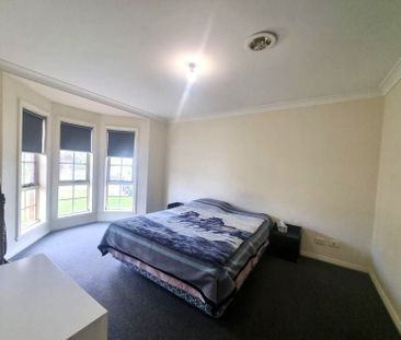 Great Location in Caroline Springs - Photo 2
