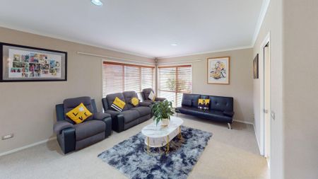 Sanson - 4 Bedrooms - Photo 3