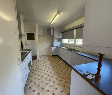Beautiful Split Level Home Waiting for You - Photo 5
