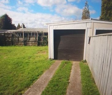 tokoroa 3 bedroom home - Photo 3