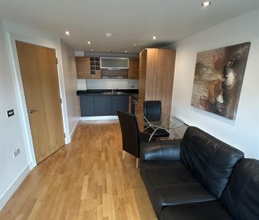 La Salle, Leeds City Centre, LS10 1NH - Photo 5