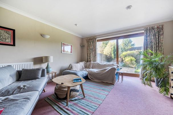 4 bedroom detached house to rent - Photo 1