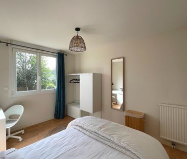 Location Maison 5 pièces 10m² - Photo 2