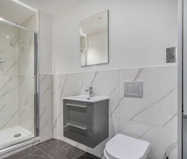 Deptford Broadway, London, SE8 - Photo 5