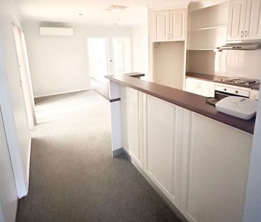 Ideal Location - Photo 3