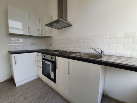 1 bedroom flat to rent - Photo 4