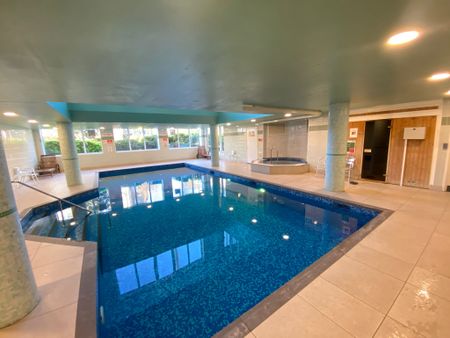 Saint Davids Square - Photo 3