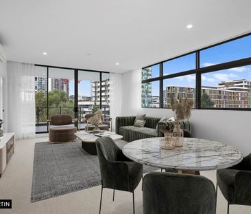 MGM MARTIN – TWO BEDROOM APARTMENT PLUS STUDY - Photo 1