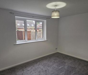 Heron Street, Rugeley - Photo 2