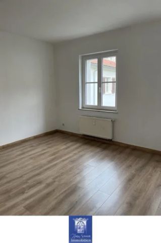 Gemütliche Wohnung mit Balkon und schönen großen Zimmern - Photo 2