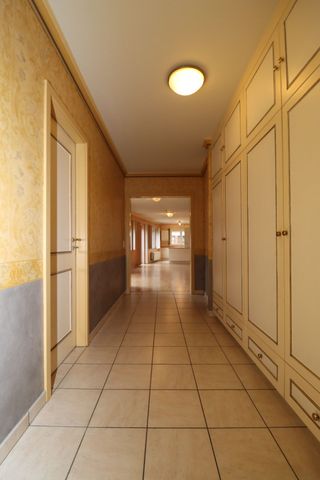 2-Zimmer-Wohnung mit Parkplatz und Keller im Zentrum von Malmedy. - Photo 5