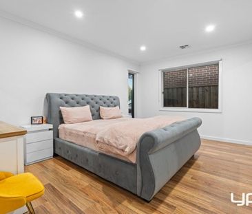 Stylish Family Living in Prime Kalkallo Location - Photo 4