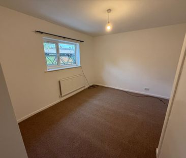 Chatley Road, Eccles - Photo 3