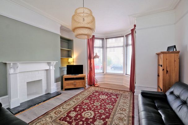 77 Union Grove, AB10 6SJ, Aberdeen - Photo 1