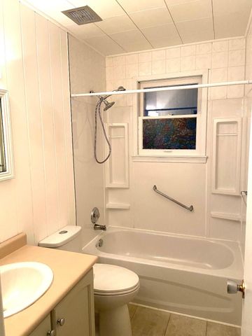 For Lease - 230 Boyers Side Road, Georgina, Ontario - Photo 3