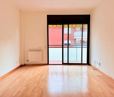 Piso de alquiler en Carrer Estelí, Mas Lluí - Photo 4