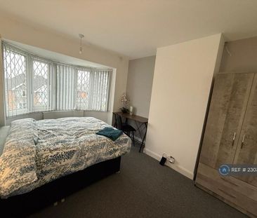 1 bedroom in a house share to rent - Photo 6