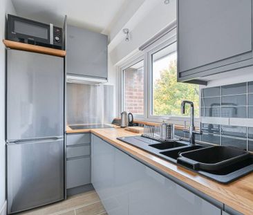 Studio to rent - Photo 2