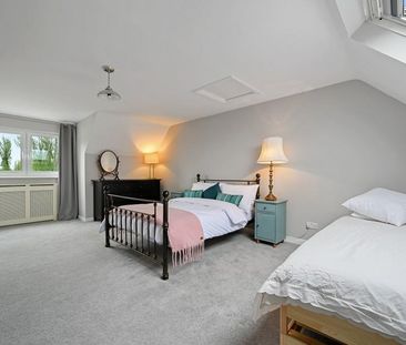 4 bedroom townhouse to rent - Photo 4