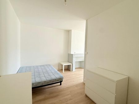 Location Appartement 1 pièce 34m² BORDEAUX 33000 - Photo 2