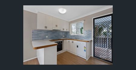 Fully Air Conditioned and a Pool! - Photo 4