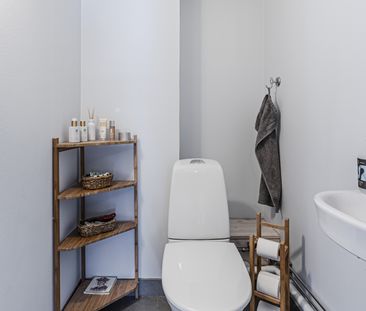 Östra Tunagatan, Eskilstuna - Photo 2