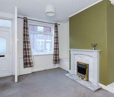 Oak Grove, Urmston, Manchester, M41 - Photo 2