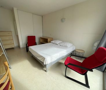 Location Appartement 1 pièce 23m² - Photo 2