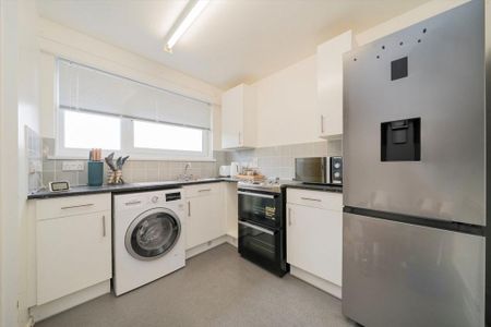 1 bedroom flat to rent - Photo 4