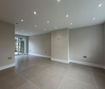 5 bedroom semi-detached house to rent - Photo 4