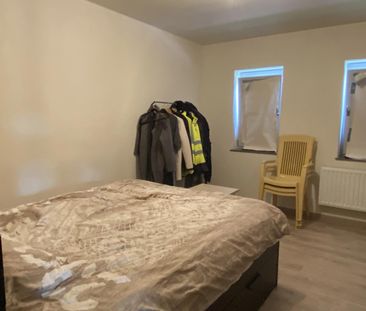 Ruim appartement met groot overdekt terras - Photo 4