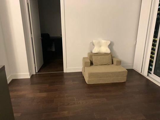 For Lease - 7 Grenville Street Unit# 2701, Toronto, Ontario - Photo 1