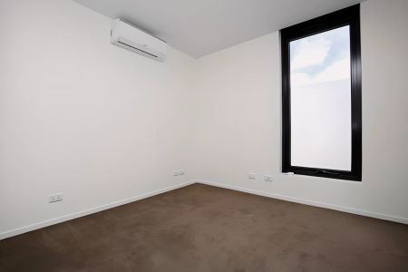 2 Bed, 2 Bath - Photo 4