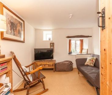 3 The Mount, CHIPPING NORTON OX74LR - Photo 1