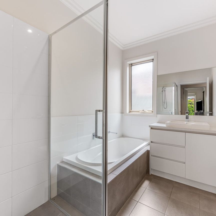 114B Yarrowee Parade, Redan, Vic 3350 - Photo 1