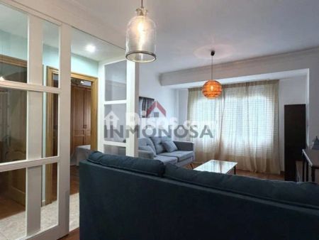 Piso en alquiler en Porta Nova - Photo 2
