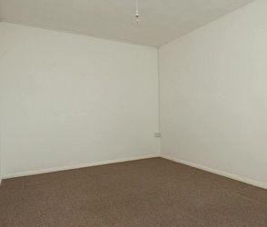 Wellington House, Beresford Gardens, Margate, CT9 3AW, Kent - Photo 2