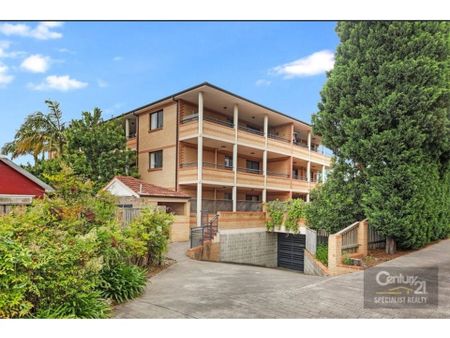 New Fresh Paint 2 Bedroom Unit Ground Floor in Prime Bexley Location - Photo 3