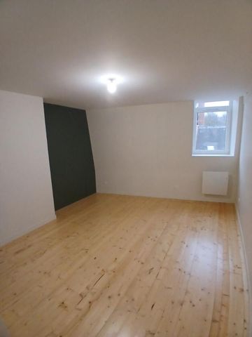Location Appartement 3 pièces 60m² LILLE 59800 - Photo 2