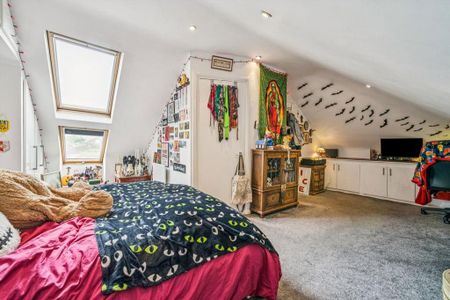3 bedroom flat to rent - Photo 3