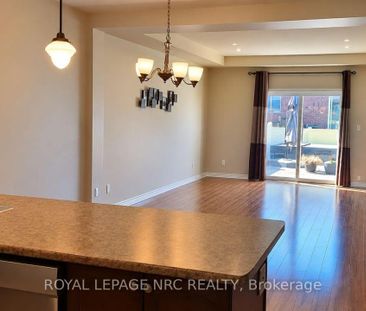 139 MOFFAT STREET, St. Catharines, Ontario, L2P2L7 - Photo 1