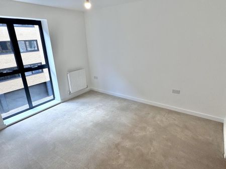 2 bedroom apartment to rent - Photo 4