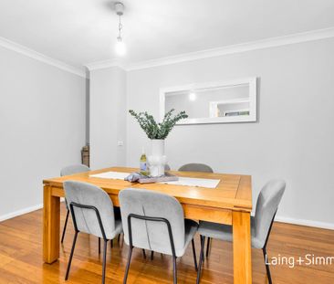 Modern townhouse with multiple living spaces - Photo 3