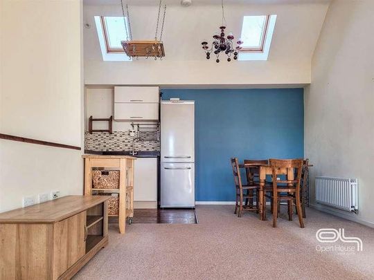 Heathlands Grange, Burton-on-trent, DE15 - Photo 1